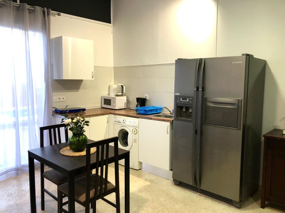 Apartamento Con Piscina En Ciudad Jardin Málaga Eksteriør bilde