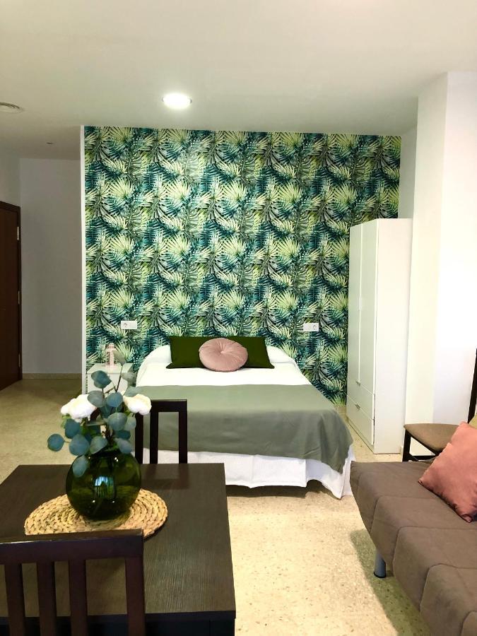 Apartamento Con Piscina En Ciudad Jardin Málaga Eksteriør bilde