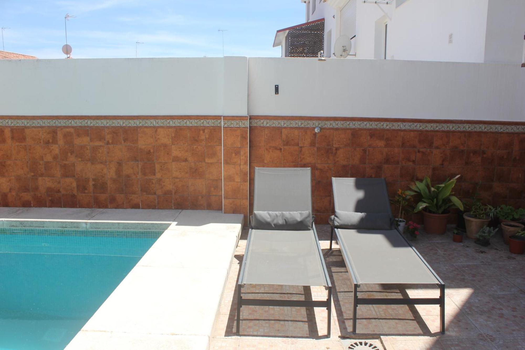 Apartamento Con Piscina En Ciudad Jardin Málaga Eksteriør bilde